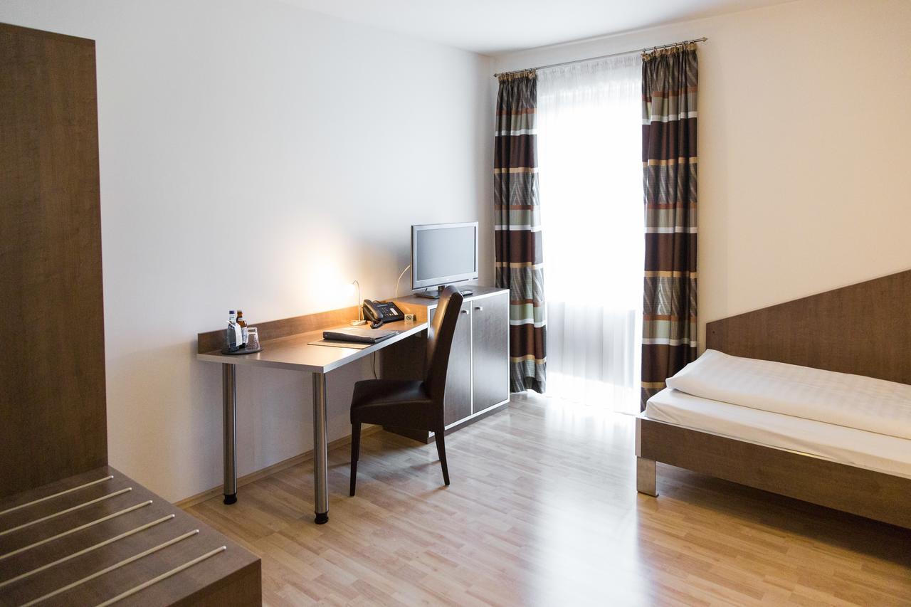 Aparthotel Othello Dingolfing Exterior photo