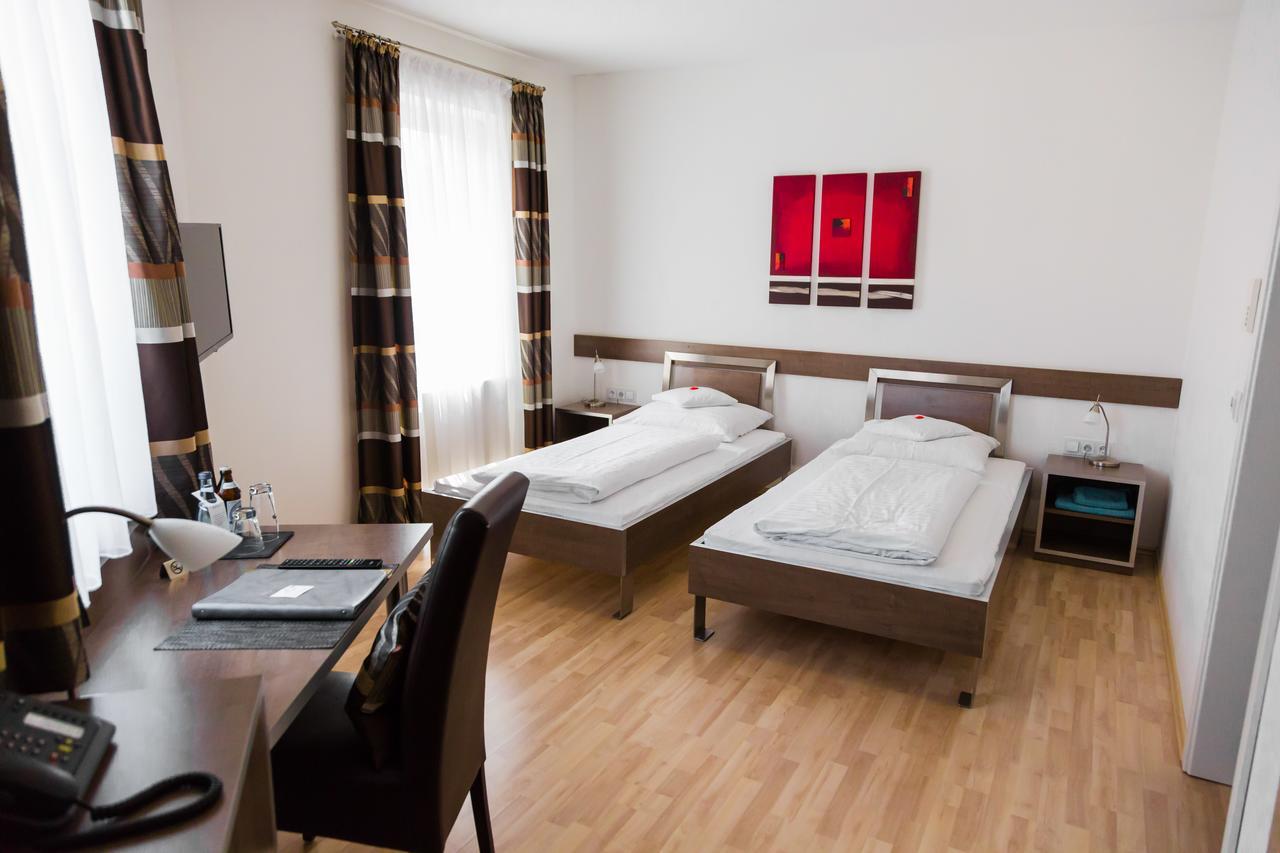 Aparthotel Othello Dingolfing Exterior photo